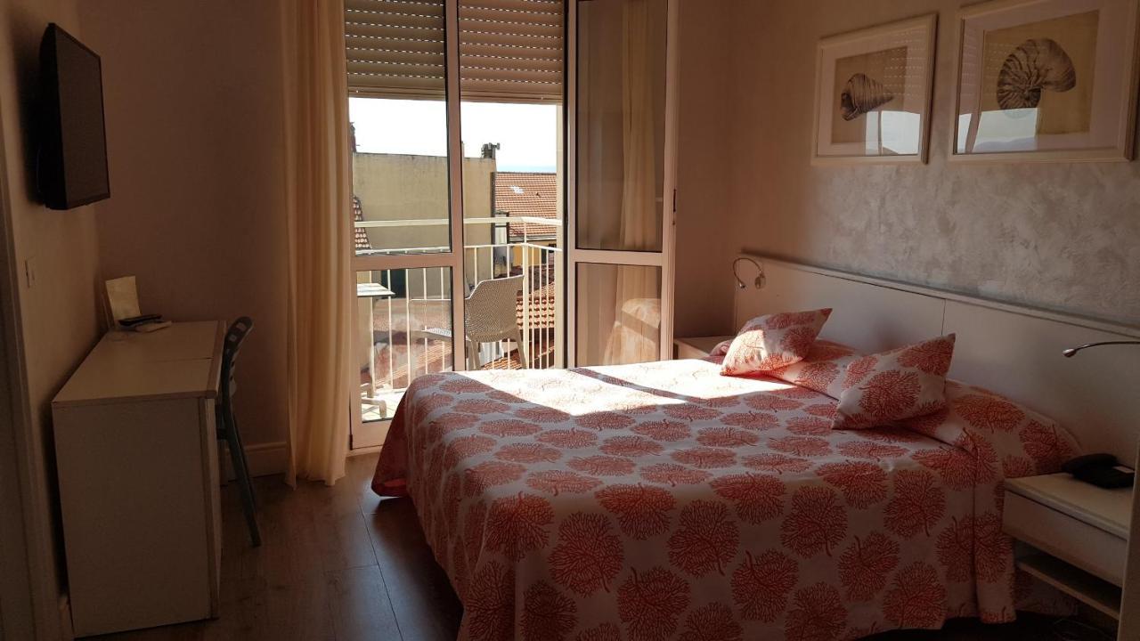 Hotel Enrico Alassio Zewnętrze zdjęcie