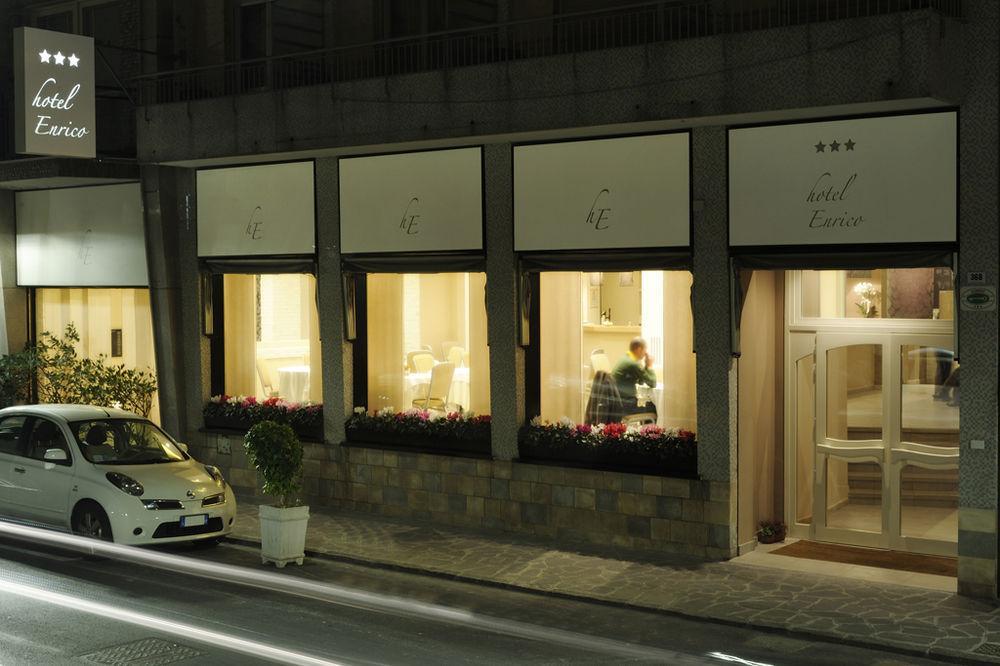 Hotel Enrico Alassio Zewnętrze zdjęcie